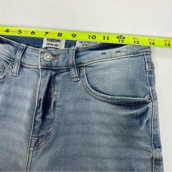 KENSIE Women’s Blue Jeans Sz 6/28 THE EFFORTLESS Skinny Crop Light Wash Pockets - Picture 8 of 13